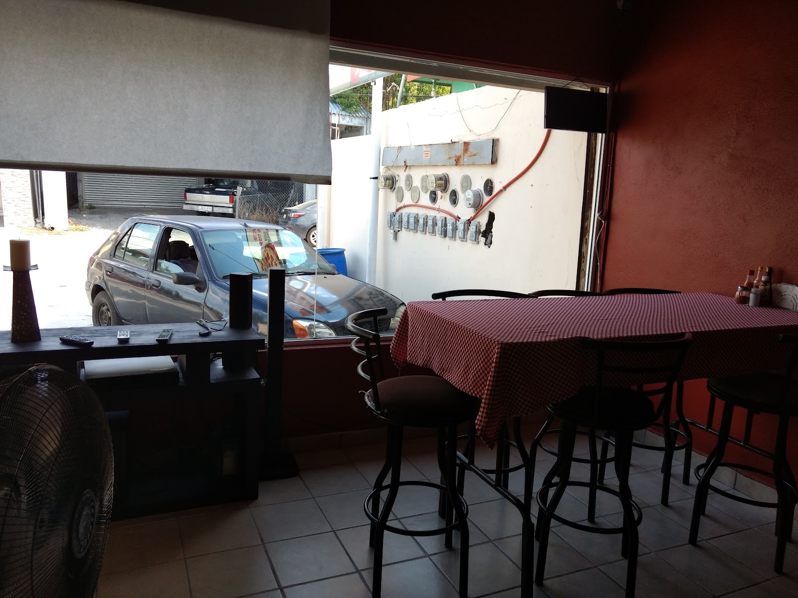 Otro Rollo Pizza - Restaurantes