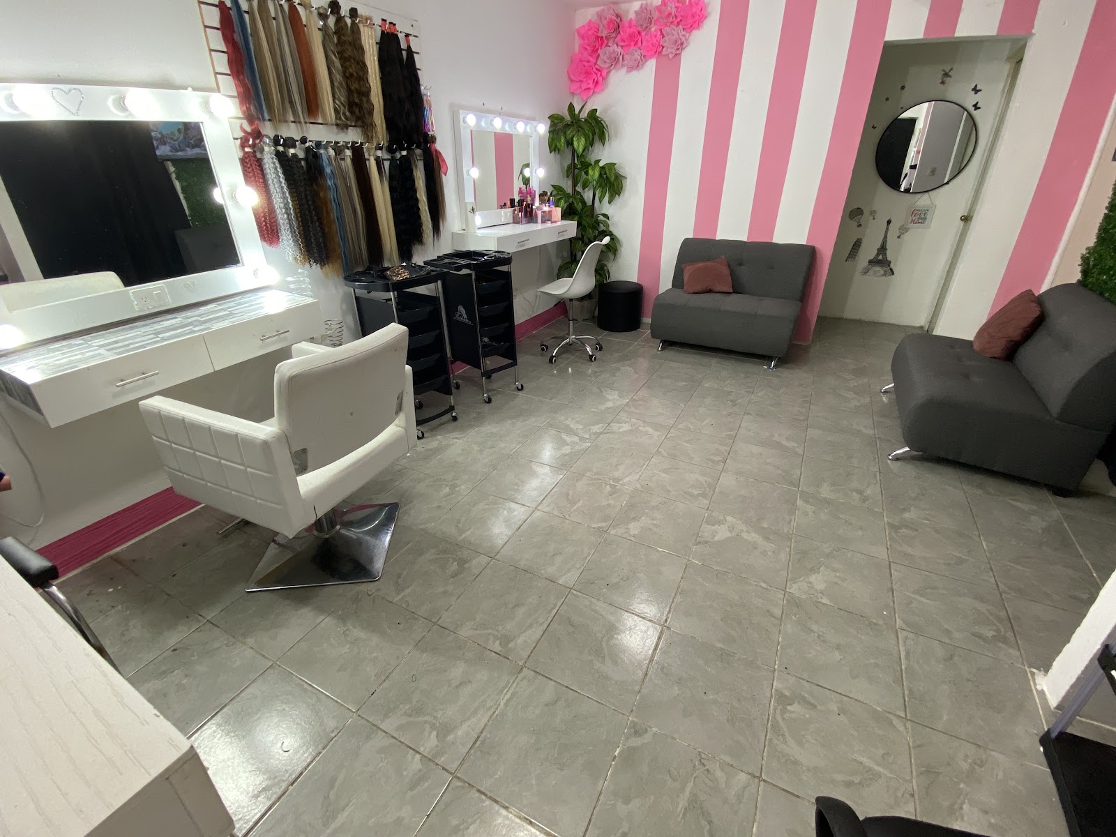 Sala De Belleza Fary Montemorelos W005 - Servicios de Belleza