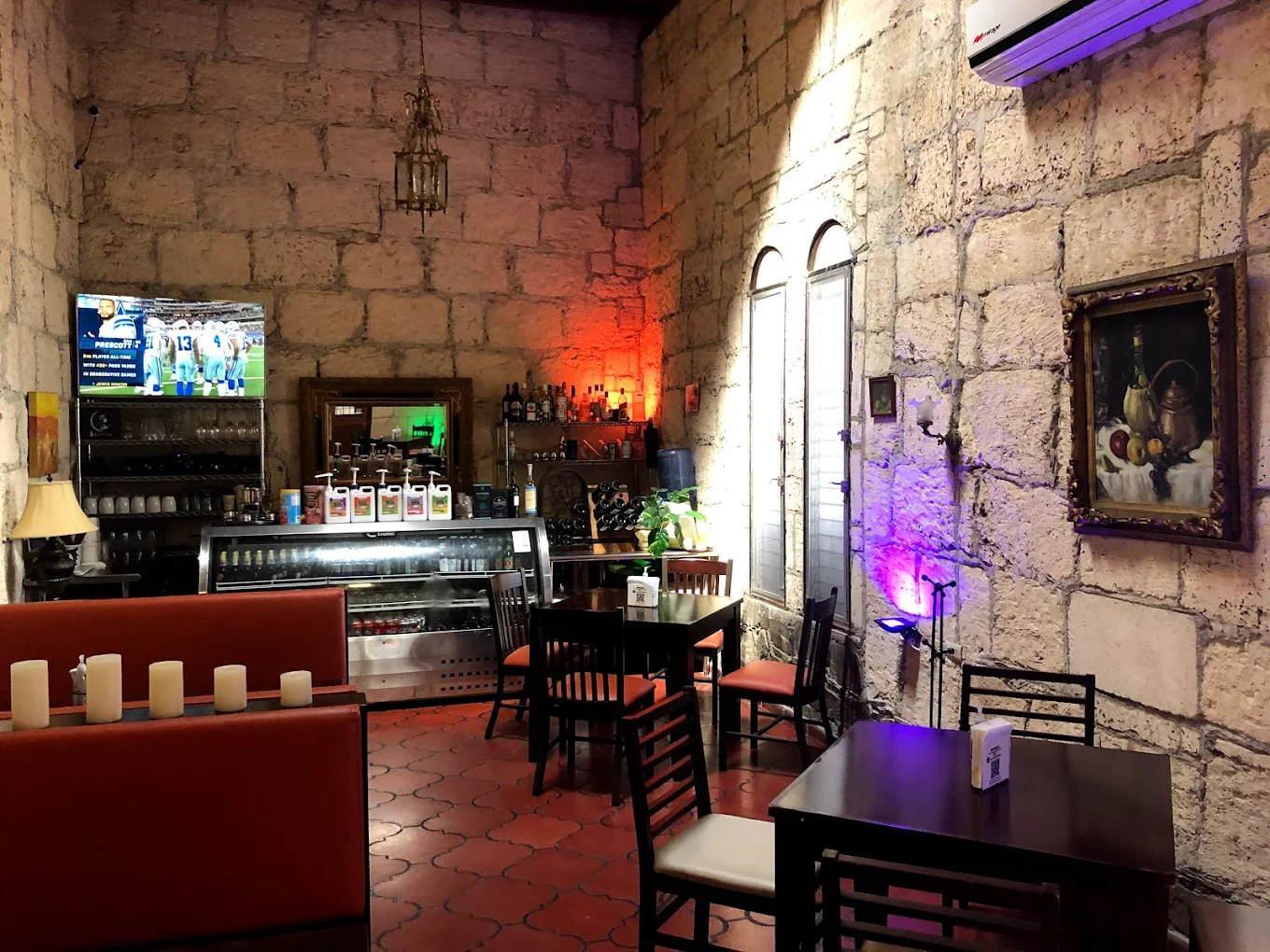 Cano Cafe & Bistro - Cafeterías